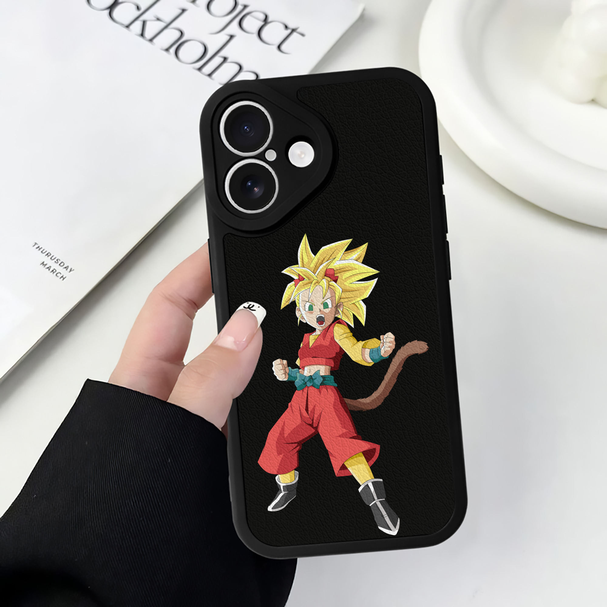 （画像用） ドラゴンボール カリフラ DRAGON BALL Caulifla 【iPhone 16シリーズ対応】シリコンスマホケース（レザー調） 材質：シリコン
